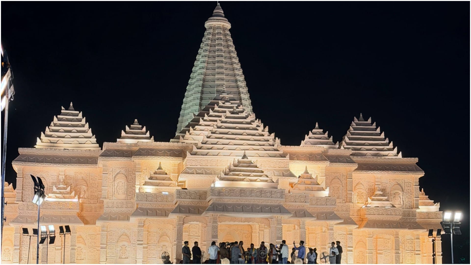 Best Durga Puja Pandals in Lucknow 2026: Check Locations and Unique Themes