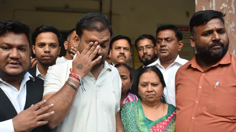 Meerut Saurabh Murder Case: Muskan Sahil Life After Death Sentence, New Jail Rules for Clothes Meetings