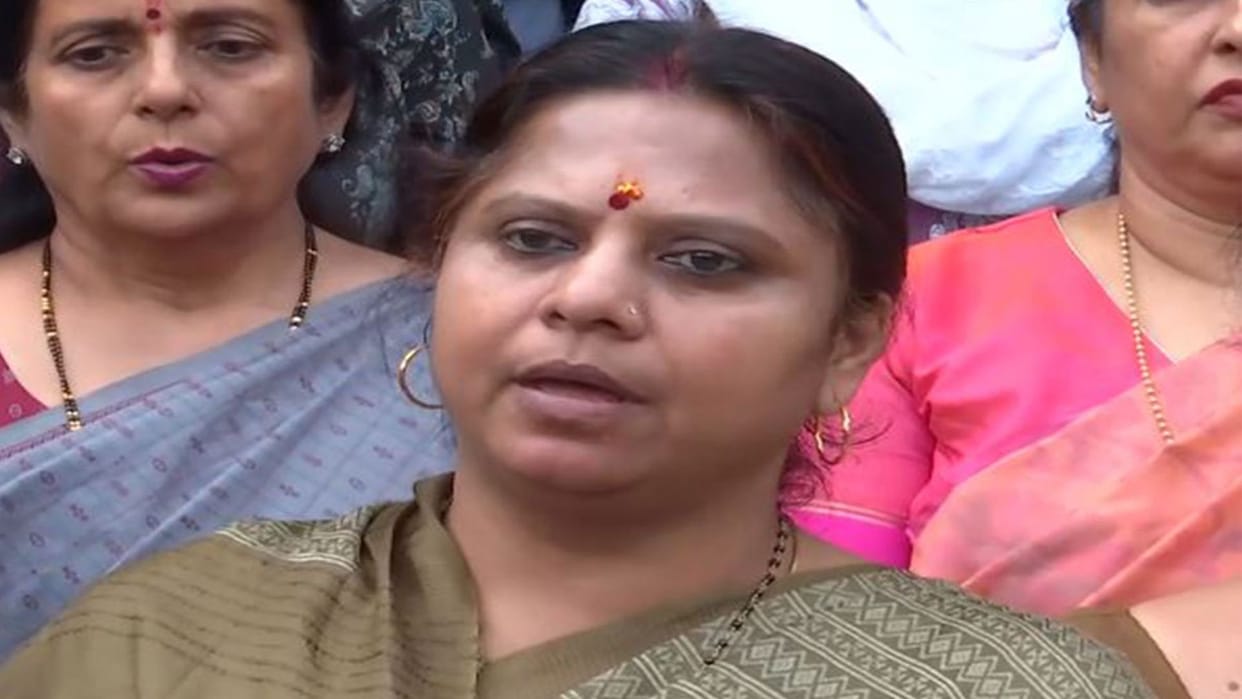bjp women mps roop kumari chaudhary meet lok sabha speaker action against bimol akoijam jnu harassment case