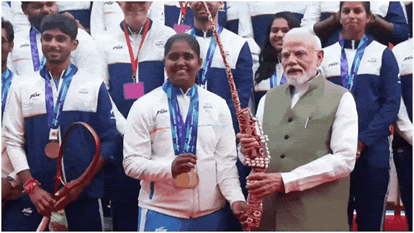 PM Modi Interacts with Asian Games 2026 Medal Winners, Urges Athletes to Aim Higher