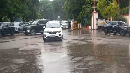 West UP Weather: Strong Winds, Rain and Hail Hit Parts of the Region, Farmers Fear Crop Damage