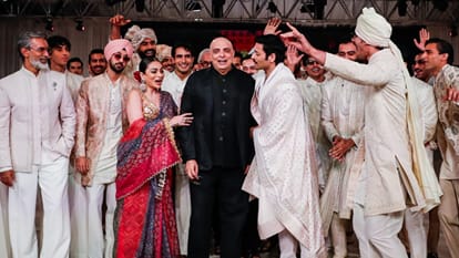 Lakme Fashion Week 2026 Ali Fazal Walk On Ramp With Indian Tradition As Showstopper For Tarun Tahiliani