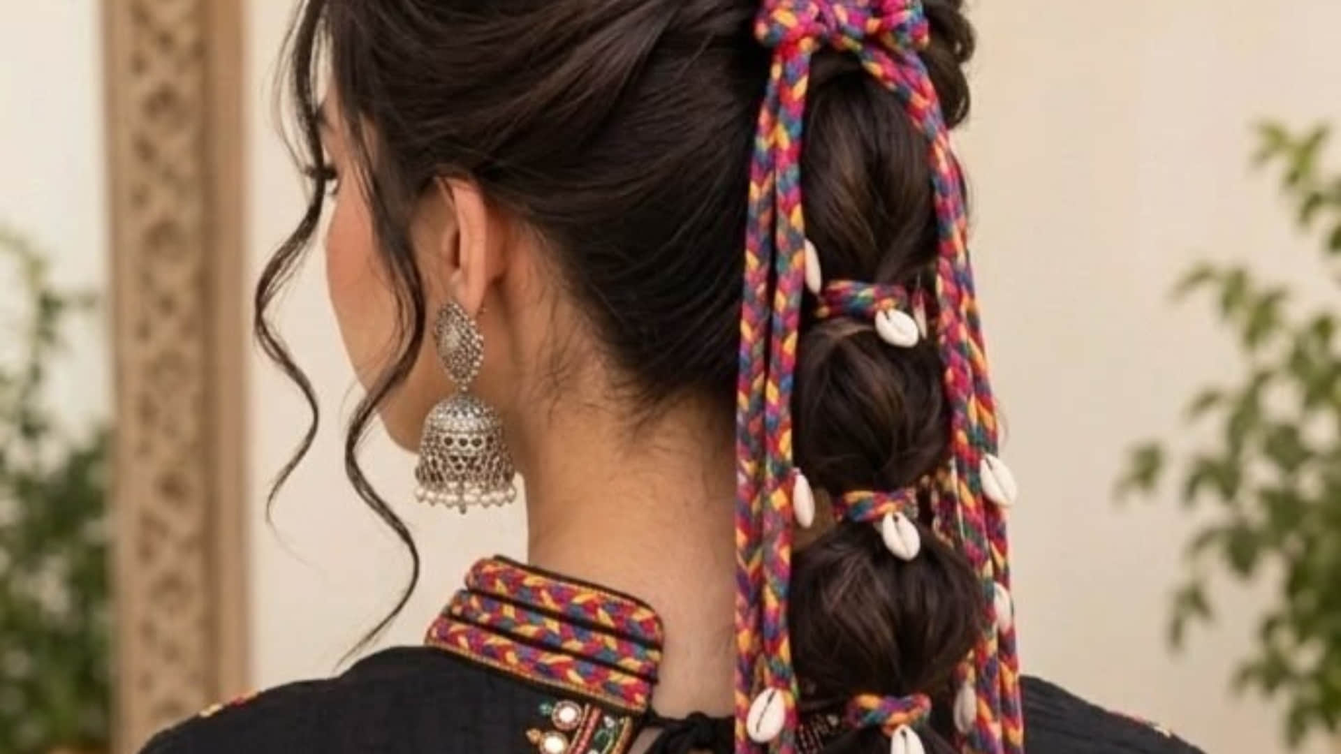 Try this trendy hairstyle for navratri garba dandiya nights everyone will praise your look
