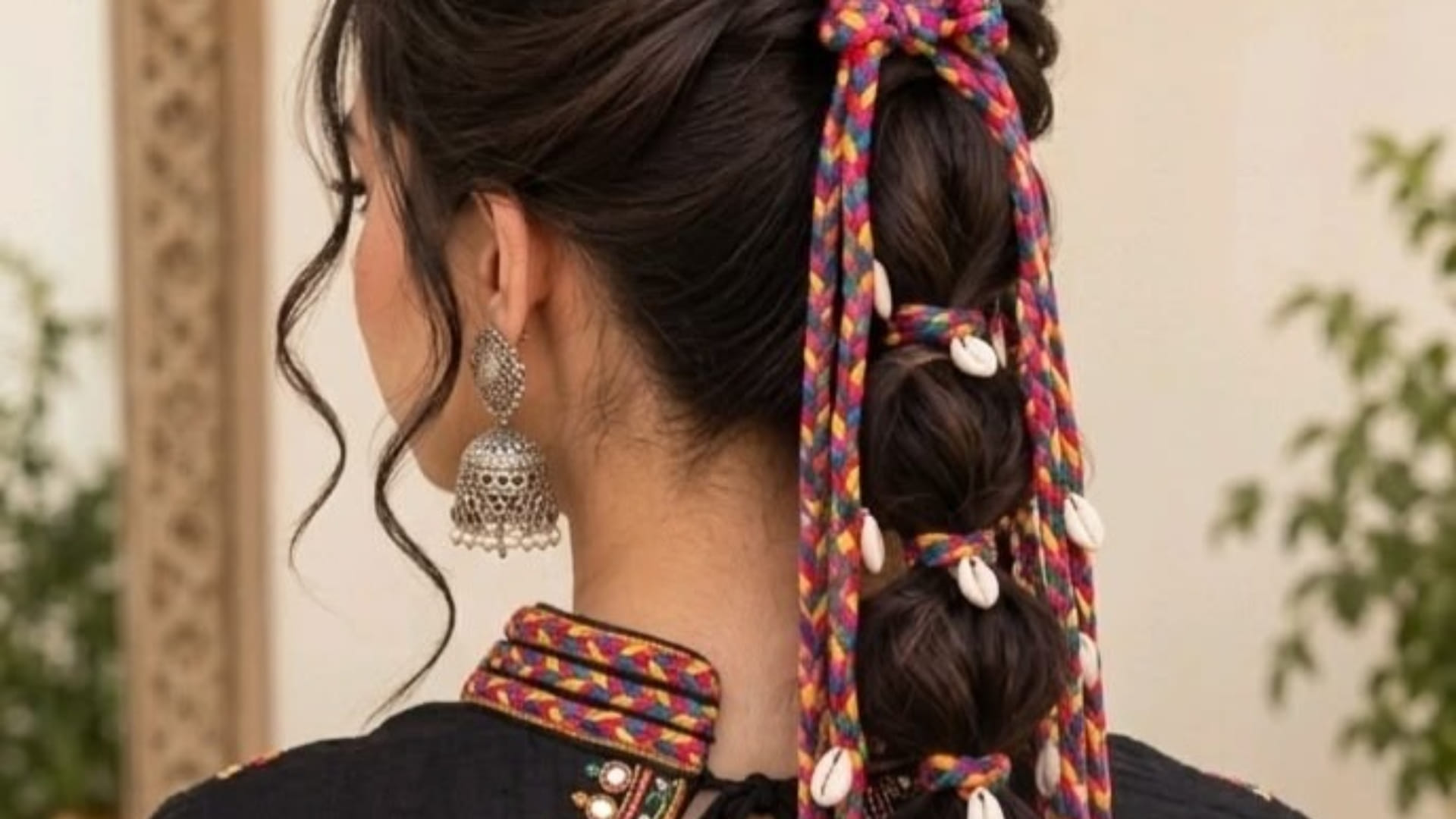 Try this trendy hairstyle for navratri garba dandiya nights everyone will praise your look