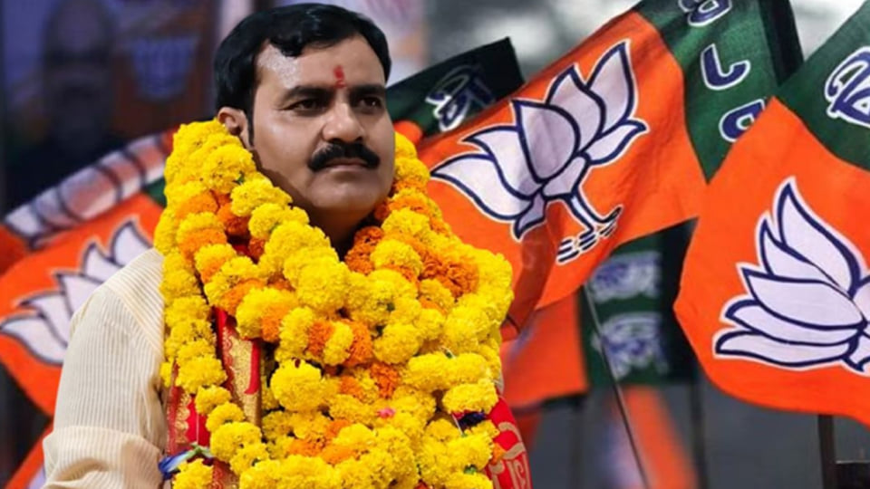 यूपी: कौन हैं कमल बाजपेई? जो बने उन्नाव बीजेपी किसान मोर्चा के अध्यक्ष