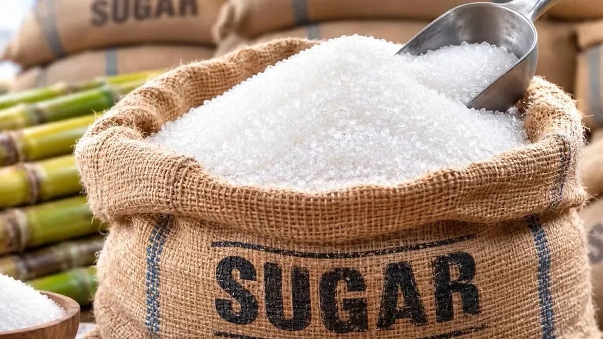 Kanpur Sugar prices plummetdown by six rupees per kg in wholesale market and two rupee per kg in retail market