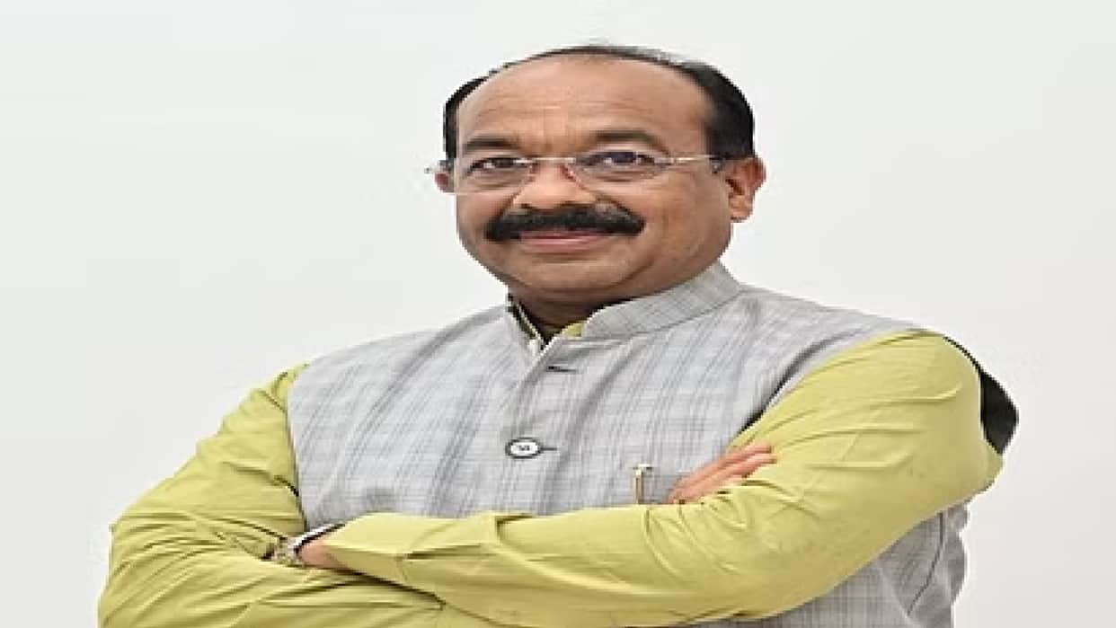 Chhattisgarh Deputy Chief Minister Arun Saw suffers leg injury, all programs cancelled