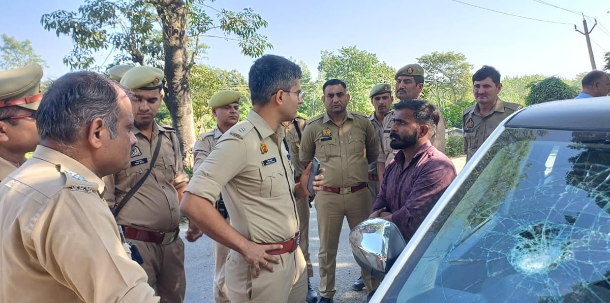 सहारनपुर: जनसेवा केंद्र संचालक से 10.10 लाख की लूट, कार पर पथराव किया-कनपटी पर तमंचा सटाया, कैश बैग छीनकर फरार