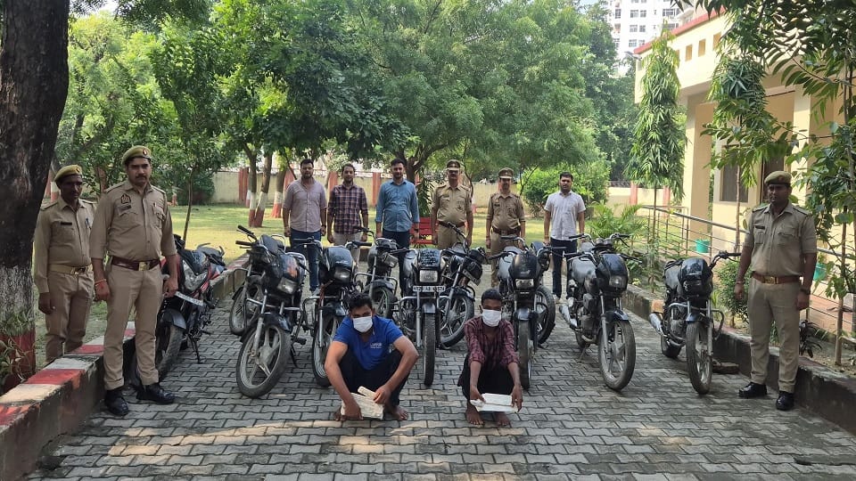Greater Noida Bike theft gang busted 12 motorcycles recovered from ccused who used to attach fake number plat