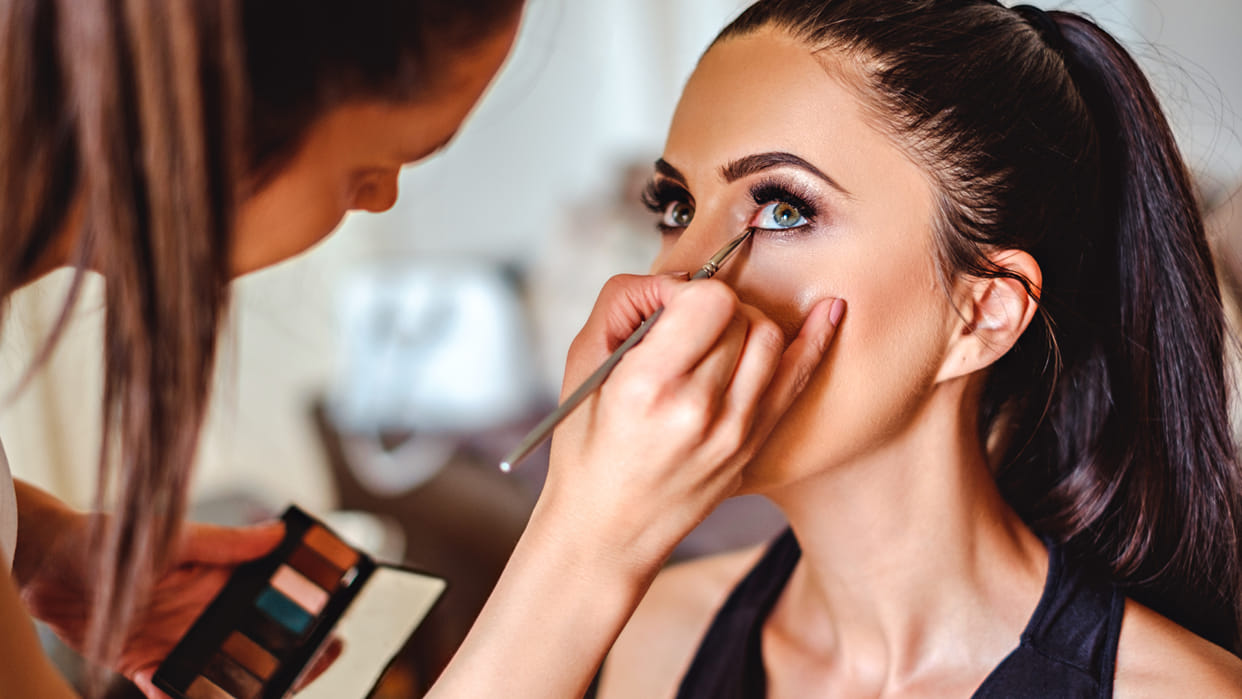 Eye makeup tips simple hacks to prevent kajal from smudging
