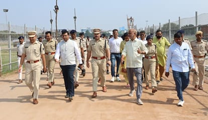 3. Gandhi Maidan Ravan Dahan Enters 71st Year, 90-Foot Ravan to Be the Main Attraction