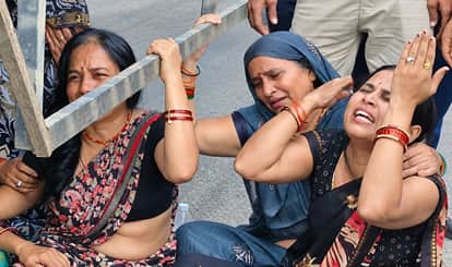 Kanpur accident container truck dragged them for 10 meters mother kept her child clutched to her chest