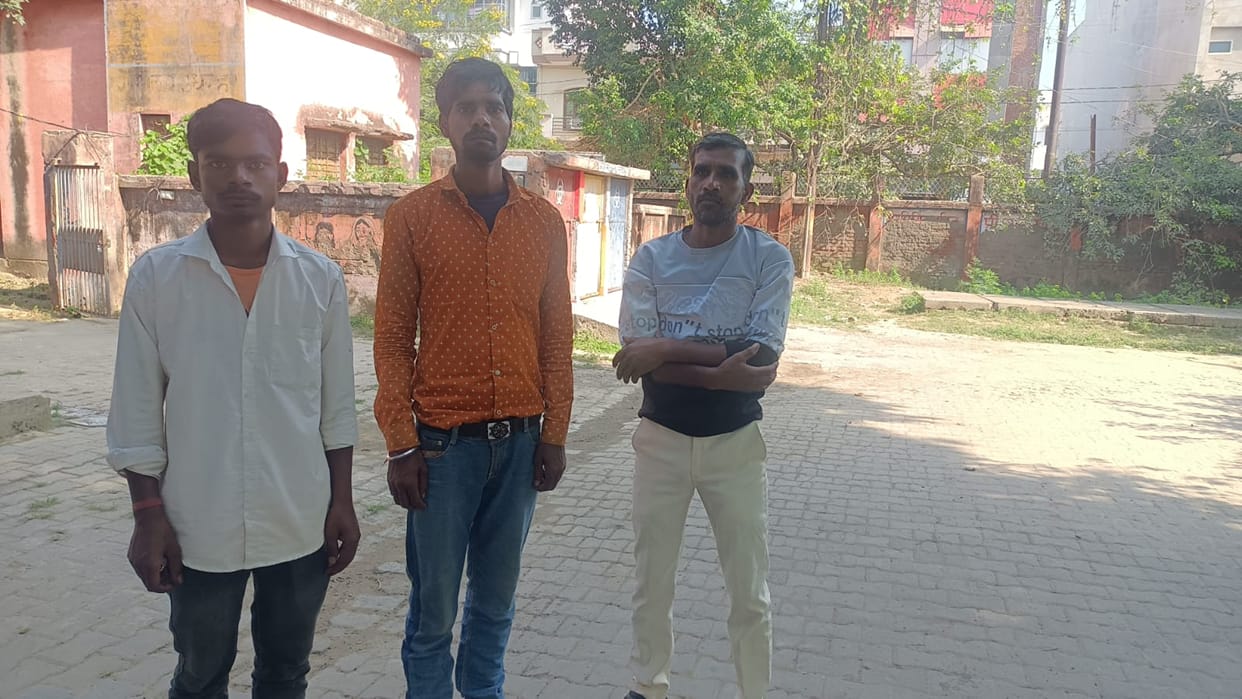 Farrukhabad Farmers body found near liquor shop he had left to guard his paddy crop family alleges murder