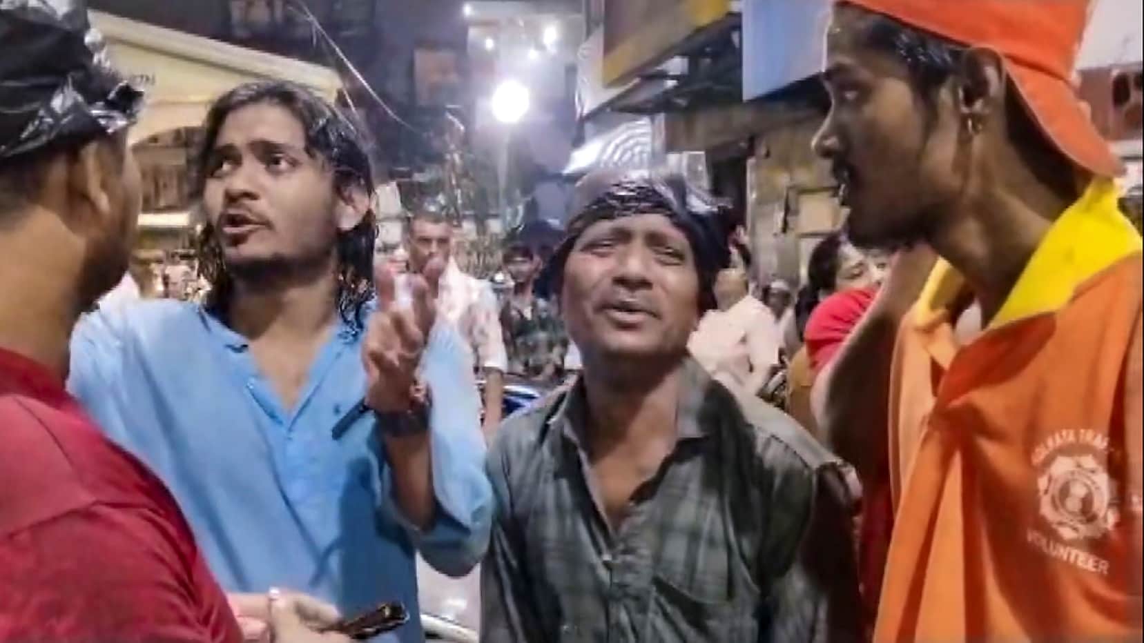 Bengal stampede 13 women died at Chorbagan Maa Durga pandal hospital full with pain and tears kolkata photos
