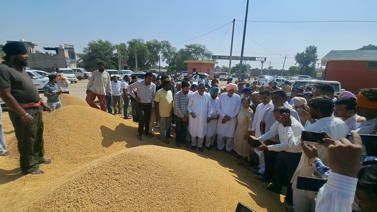 Agriculture Minister Shyam Rana arrived in Sirsa assurance regarding provision of better-quality cotton seeds