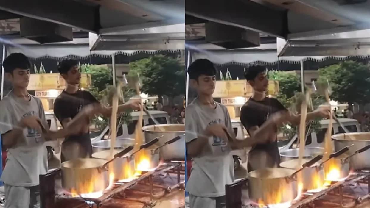 Two Young Men Show Amazing Tea-Making Skills at a Roadside Stall, Internet Is Impressed