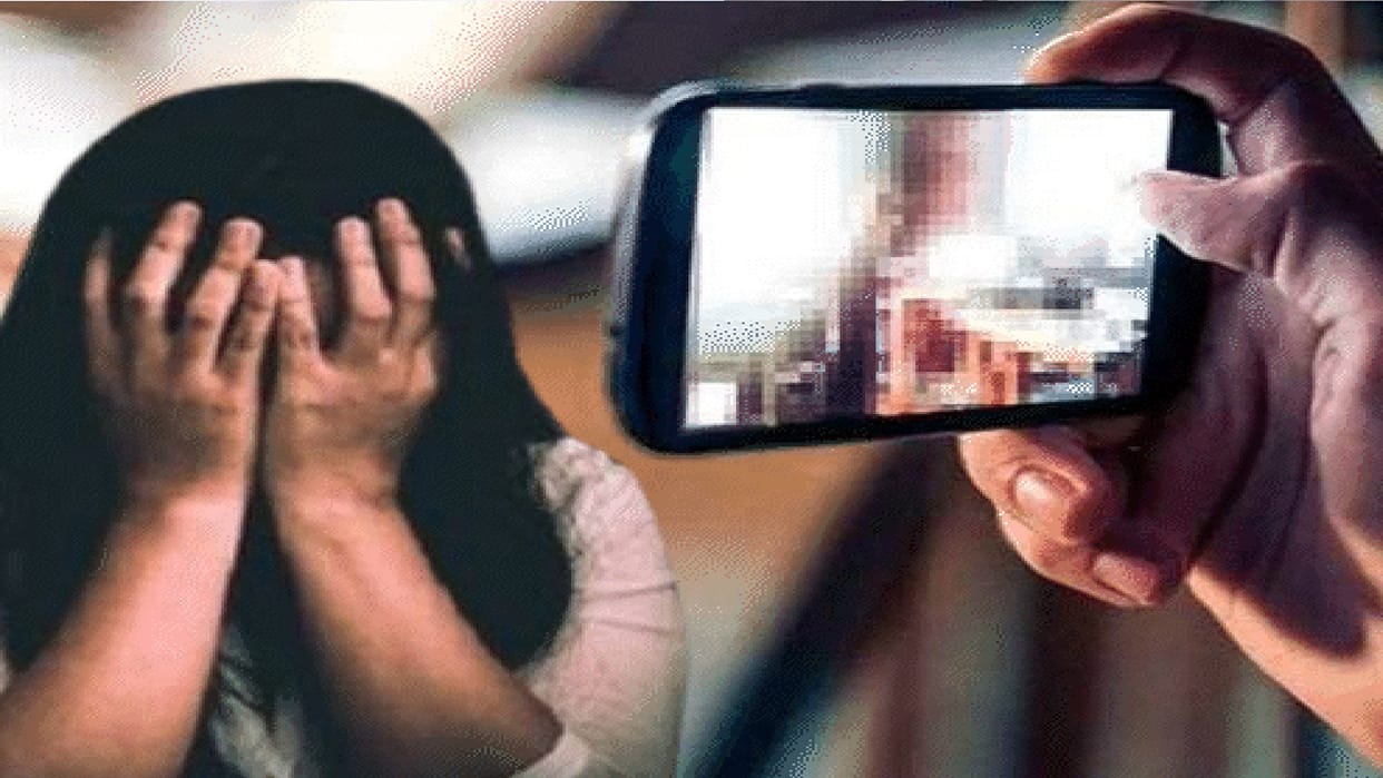 Raipur Crime News: four girls Obscene video, two accused arrested
