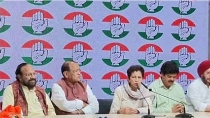 कांग्रेस में शामिल हुए जुबिन नौटियाल के पिता राम शरण नौटियाल