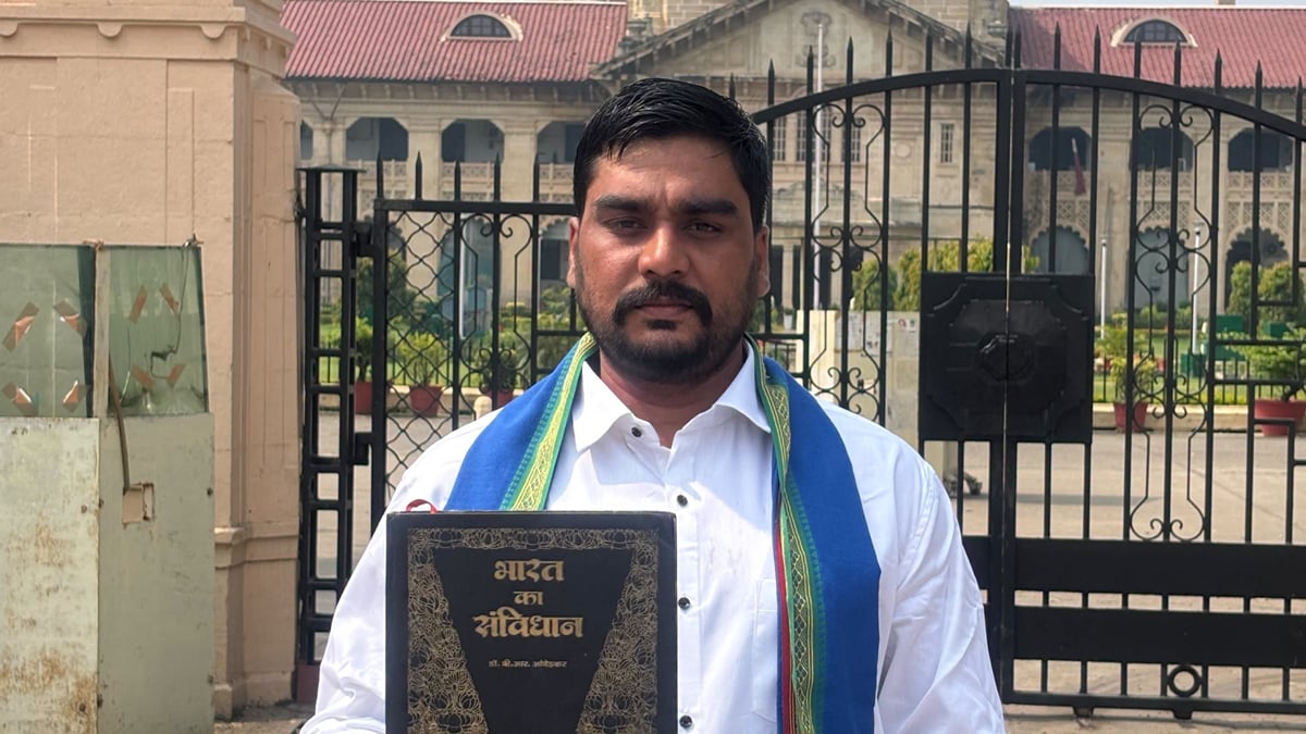 प्रयागराज : भीम आर्मी मस्जिदों पर कार्रवाई के खिलाफ जाएगी हाईकोर्ट, मनजीत नौटियाल पहुंचे प्रयागराज