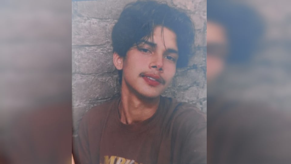 शामली में सड़क हादसा: बलवा चौक के पास अज्ञात वाहन की टक्कर, 19 वर्षीय शाकिब की मौत, चालक फरार