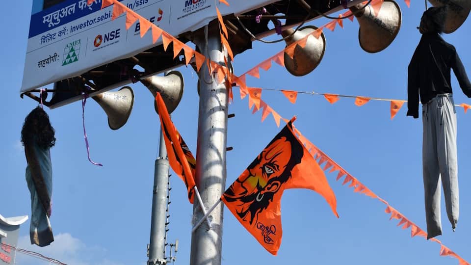 Meerut Blue Drum Murder Case: Gorakhpur Durga Pandal Hangs Effigies of Muskan and Sahil