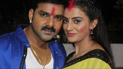 Pawan Singh apologized to actress akshara singh from stage and jyoti singh reacted on scenario