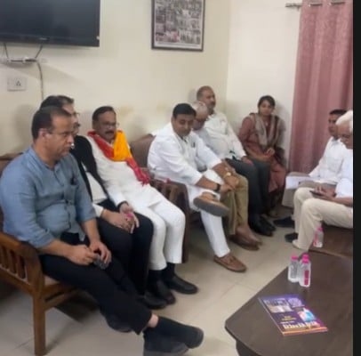 राजस्थान: रितु बराला की FIR के लिए पुलिस कमिश्नरेट पहुंचे डोटासरा, बोले- दर्ज होने तक यहीं धरने पर बैठेंगे