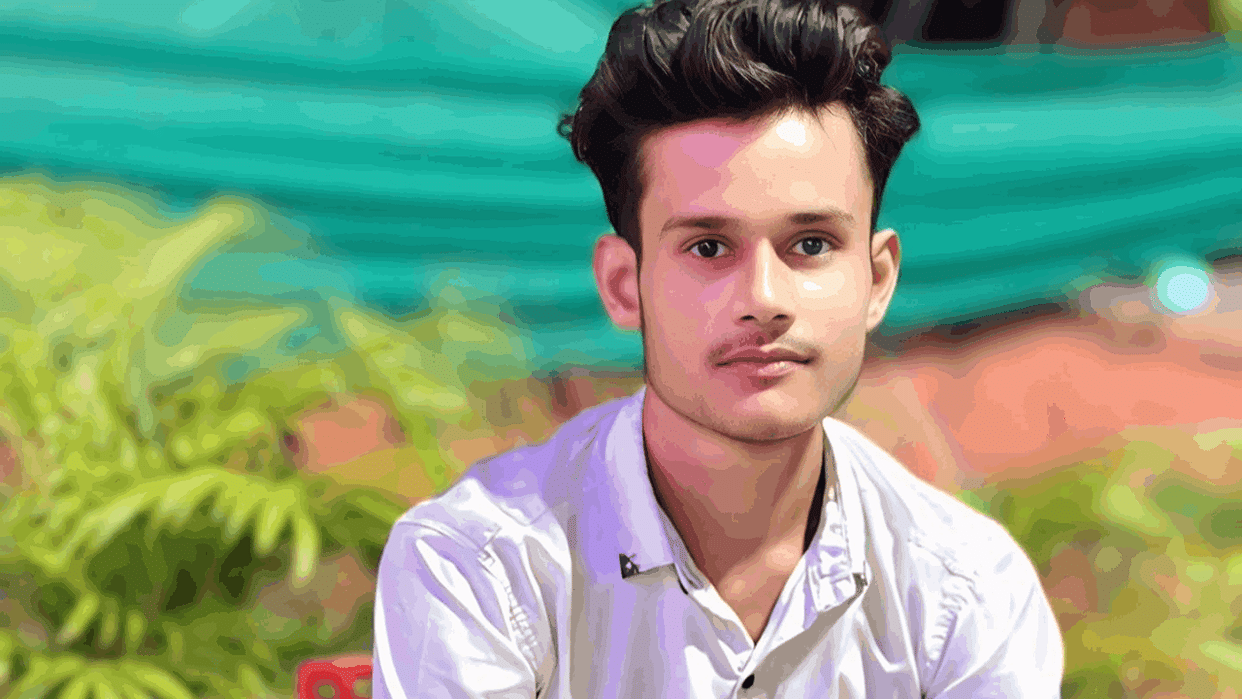 motorcycle hit pedestrian in Pahasu in Bulandshahr
