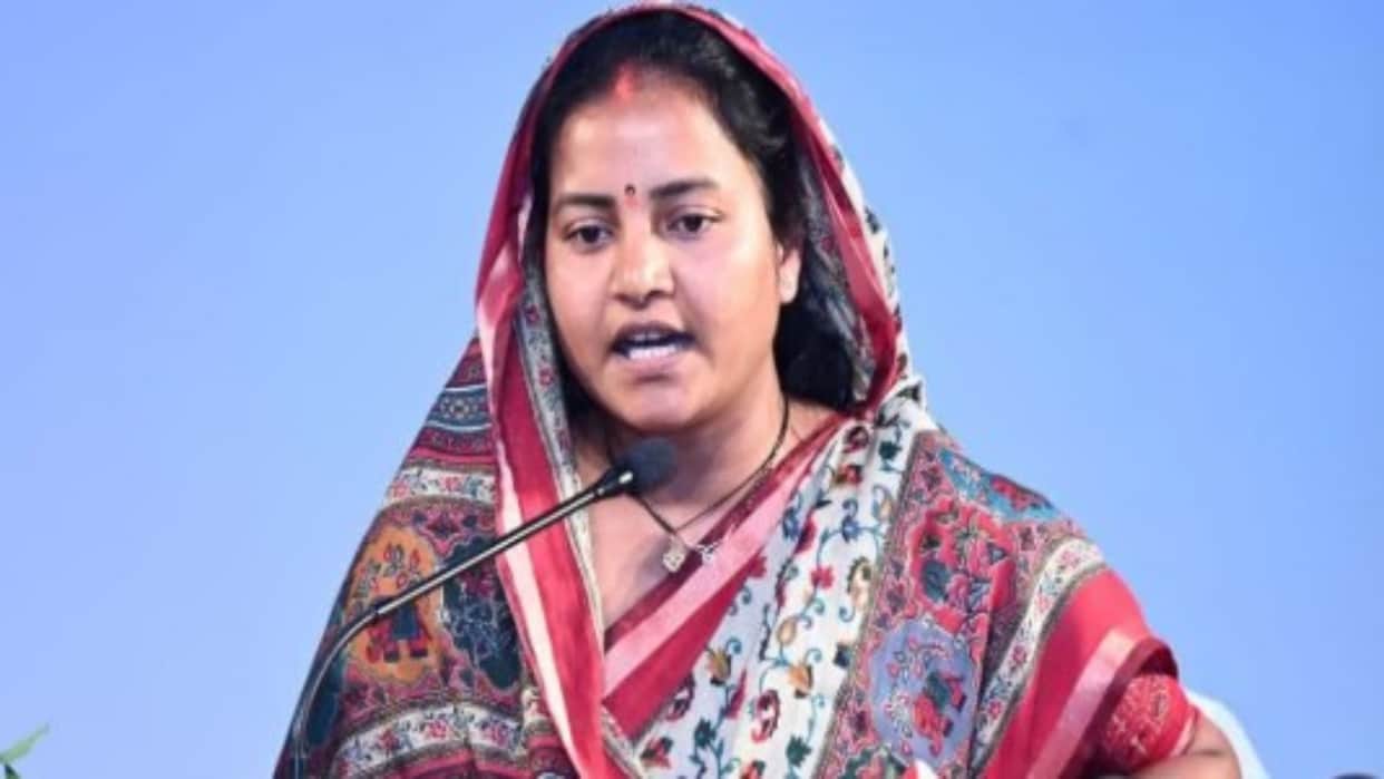Ambikapur: Minister Laxmi Rajwade Demands Fair Probe, Warns Against Action on Villagers Without Evidence