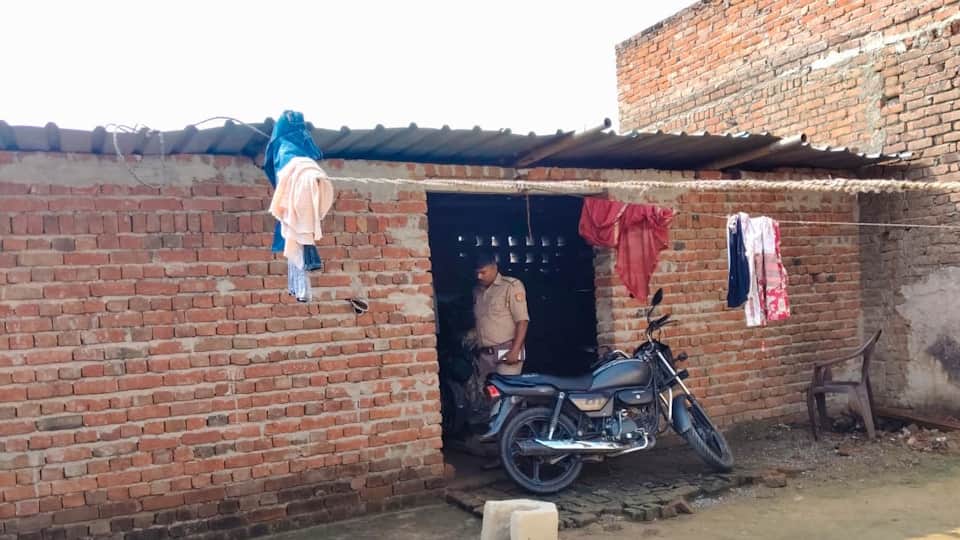 Greater Noida: Mystery Over Deaths of Five Family Members, Viscera Report May Reveal the Truth