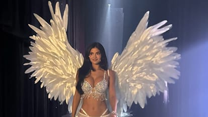 Who is Kylie Jenner Chosen to Wear $50 Million Fantasy Bra at Victoria's Secret Fashion Show Shares Photos