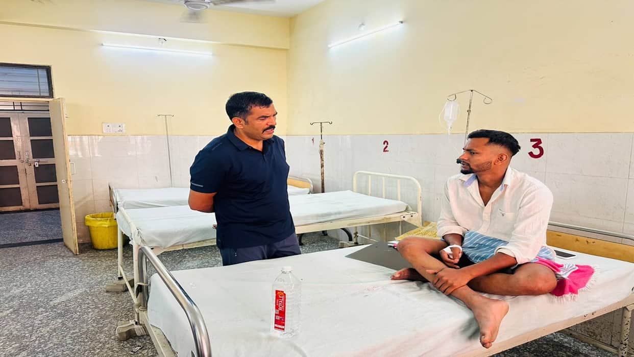 Youth Shot While Boarding Train at Tamkuhi Road Railway Station