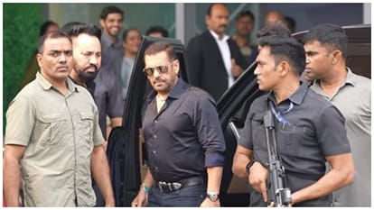 Salman Khan on airport after tiger shroff attack give answer who says he took break from work