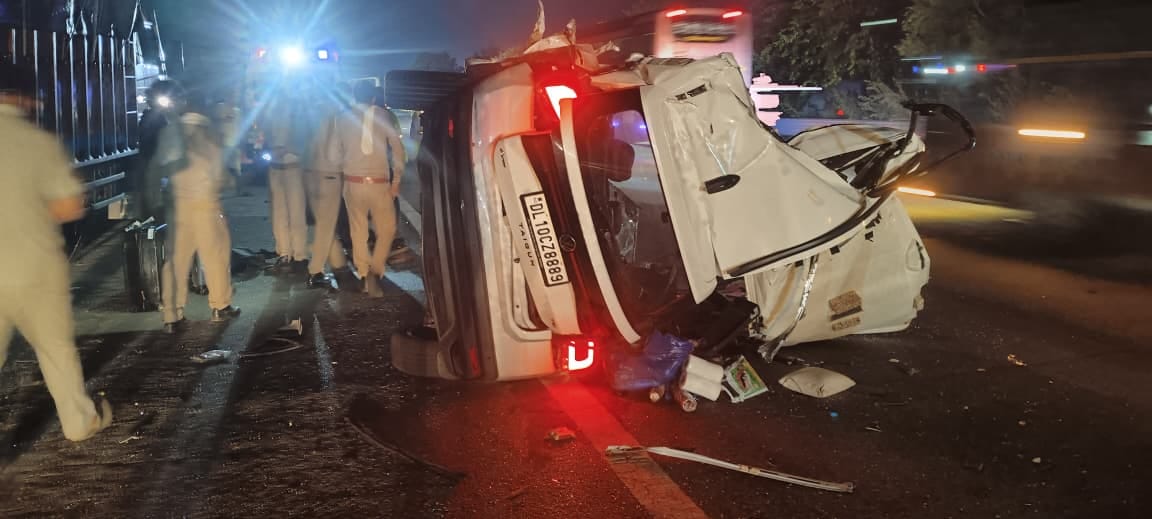 Yamuna Expressway Accident: Car Crashes into Parked Truck One Dead Three Injured