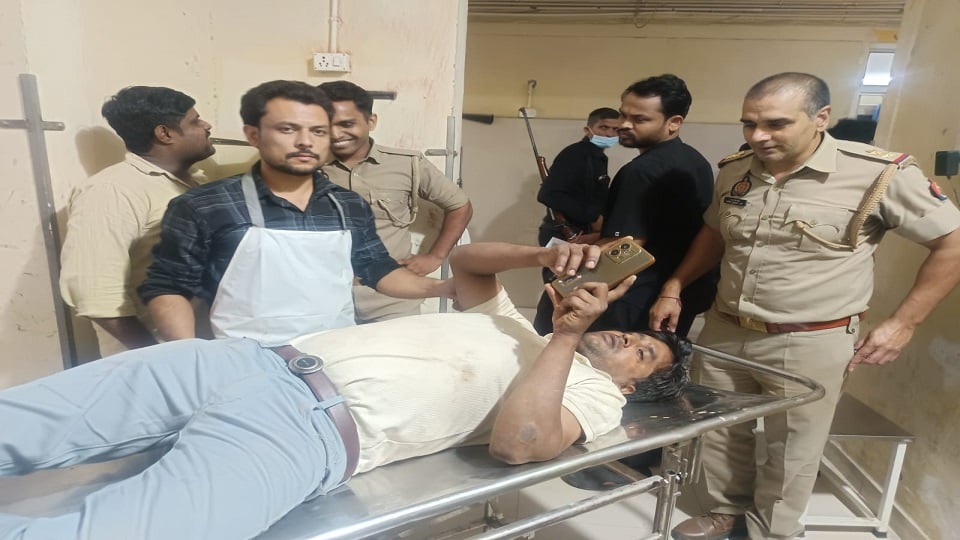 झूले से 25 फीट ऊंचाई से गिरा युवक: गंभीर हालत में अस्पताल में भर्ती, रामलीला मेले में मच गई अफरातफरी
