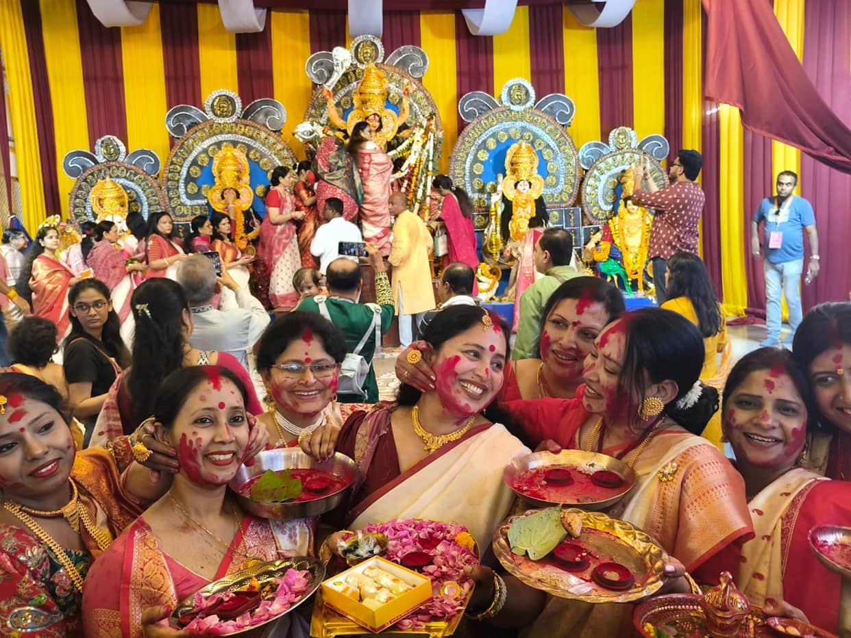 Indore: Goddess bid farewell with 'Sindoor Khela'; a tradition upheld for 100 years