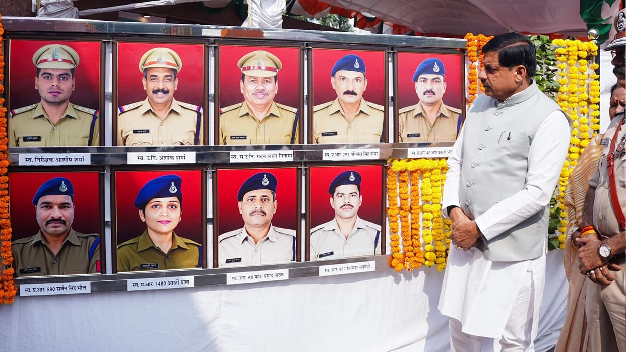 Madhya Pradesh: Families of 9 Martyred Cops to Get Rs 1 Crore Each