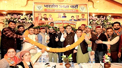 सांसद अनुराग ठाकुर।