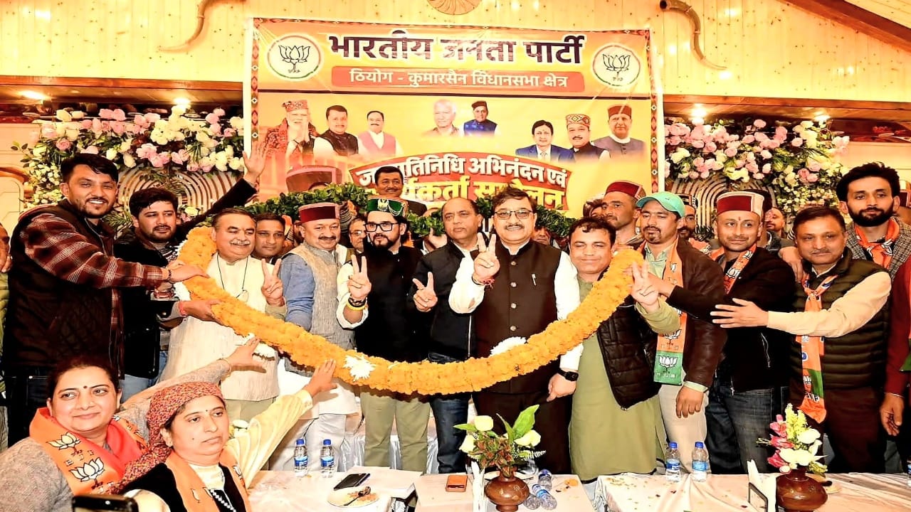 सांसद अनुराग ठाकुर।