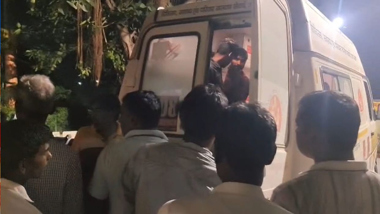 Teenager injured in road accident dies in Ghazipur