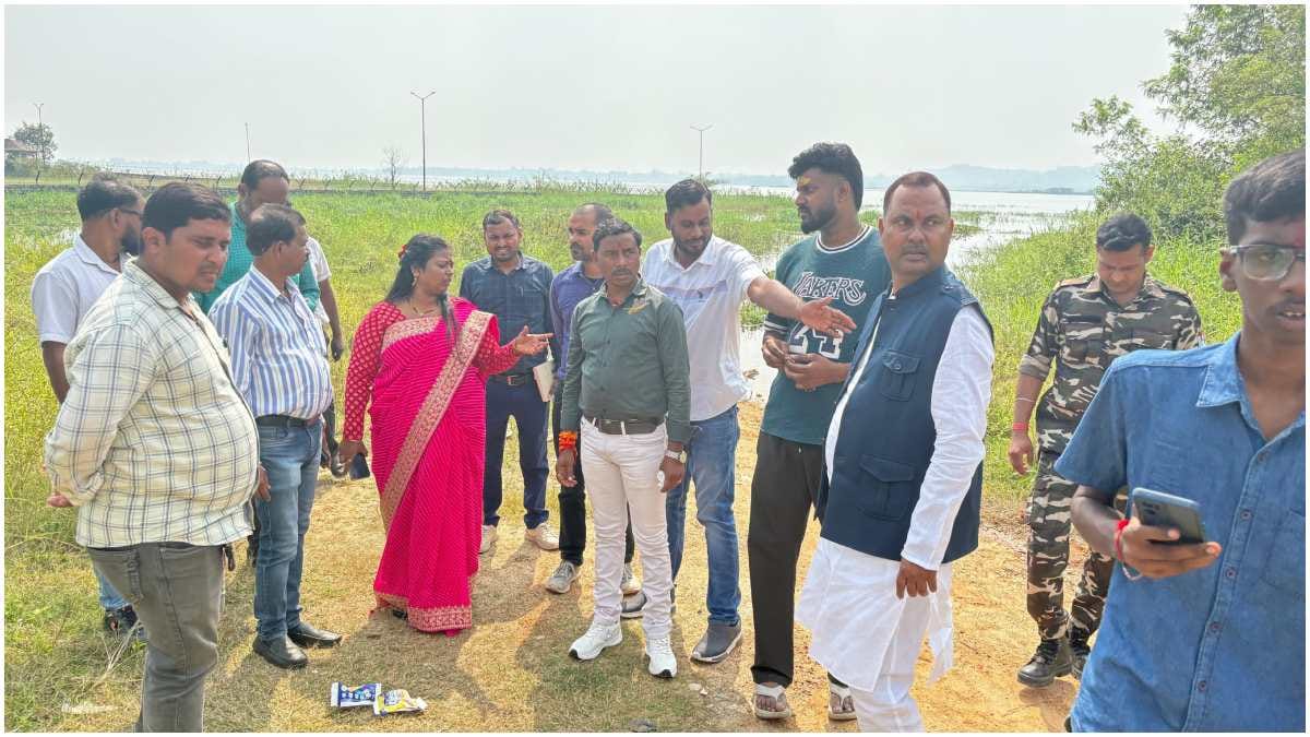 ranchi chhath puja preparations municipal corporation ghat cleaning safety danger markings
