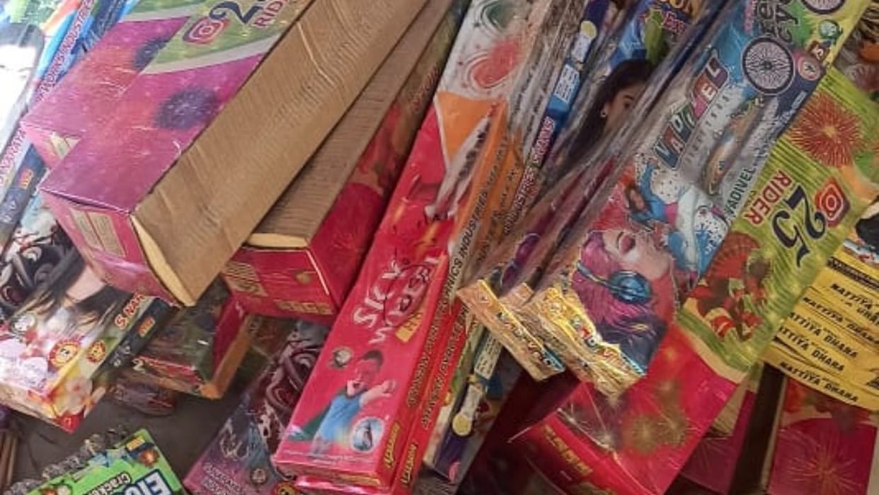 Shimla Kachighati Illegal Firecrackers Seized 200 Boxes