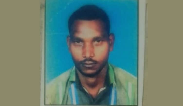 Fatehpur oil tanker collided with motorcycle injured victim passed away while undergoing treatment at Hallet