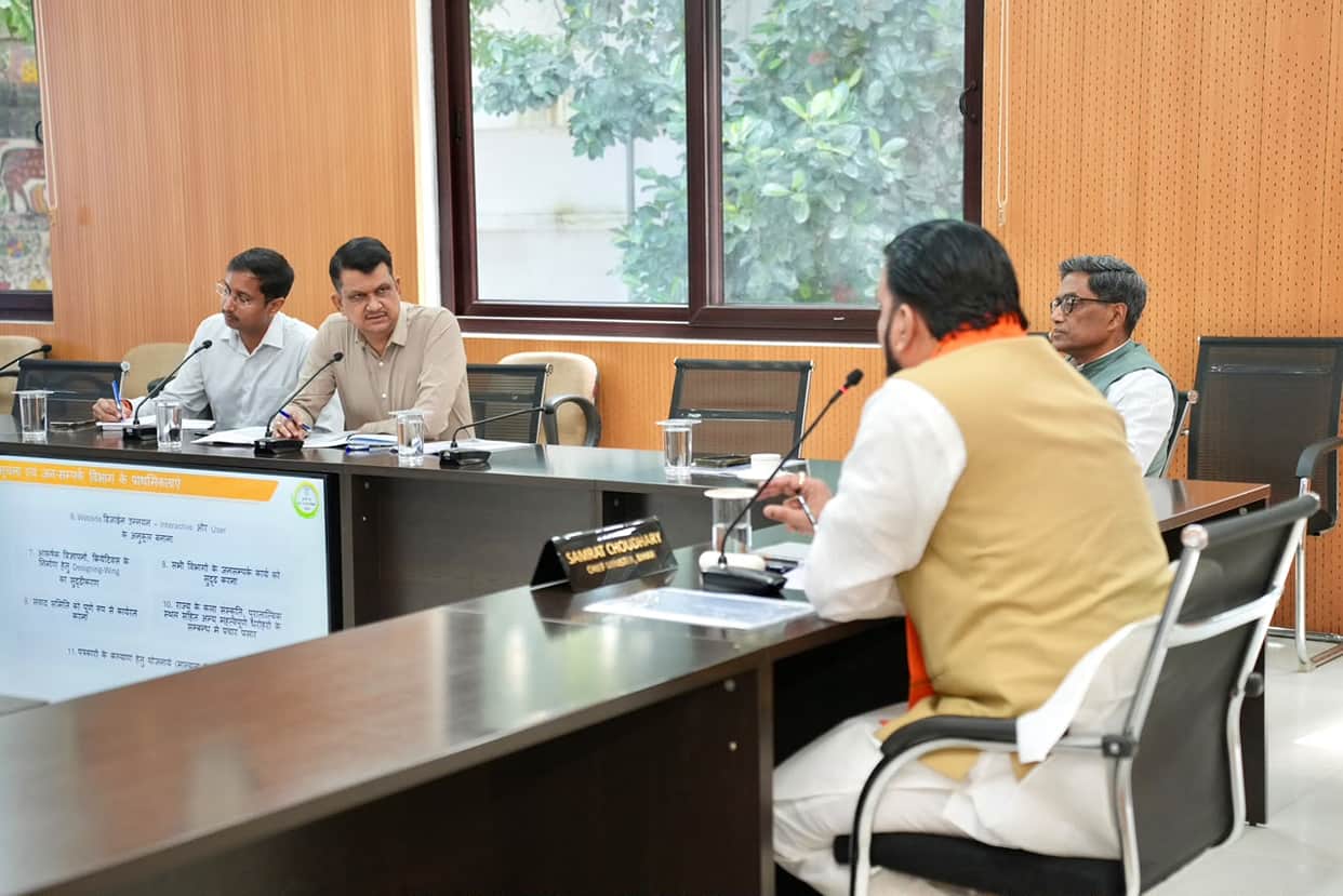 bihar-cm-samrat-chaudhary-information-public-relations-department-review-meeting