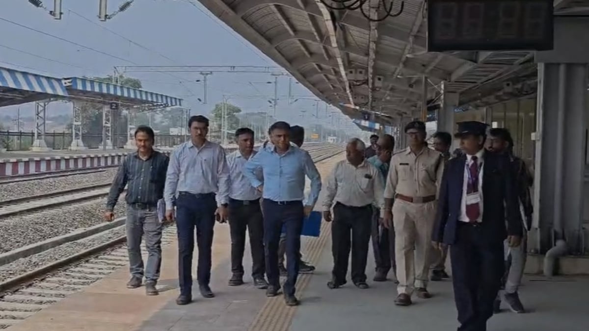 ओंकारेश्वर को रेलवे की सौगात: खंडवा से ओंकारेश्वर रोड तक ट्रेनों का संचालन नवंबर तक, डीआरएम ने किया निरीक्षण