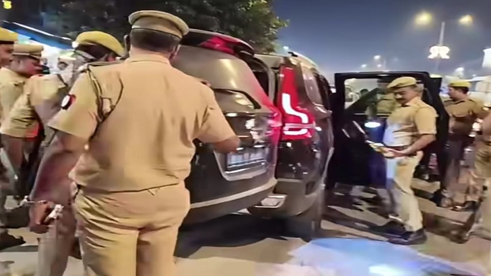 Aligarh MLA Scorpio Seized Bannadevi Police Station Drama