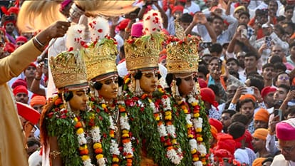 world-famous 483 years old Bharat Milap event has concluded in Varanasi