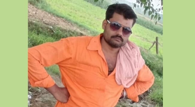 Fatehpur Liquor shop salesman murdered robbery or personal enmity suspected police engaged in investigation