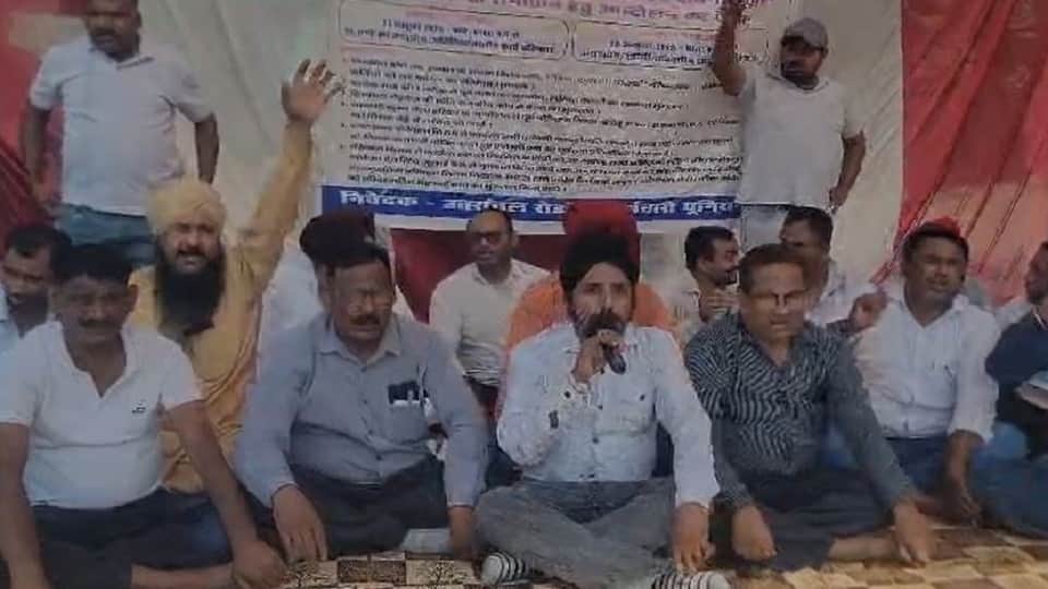 Roadways employees staged a sit-in protest after not receiving their salaries for three months in rudrapur