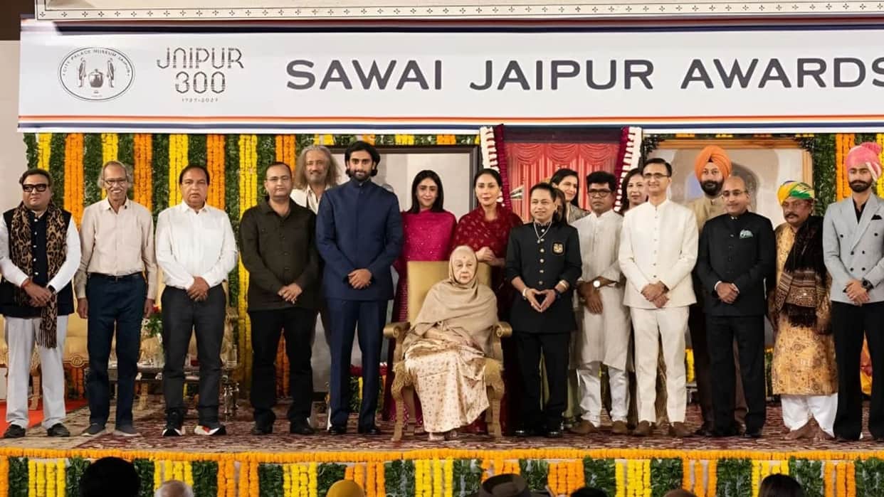 Sawai Jaipur Awards 2026: An awards ceremony graced the City Palace; Kailash Kher sang lines from Teri Deewani